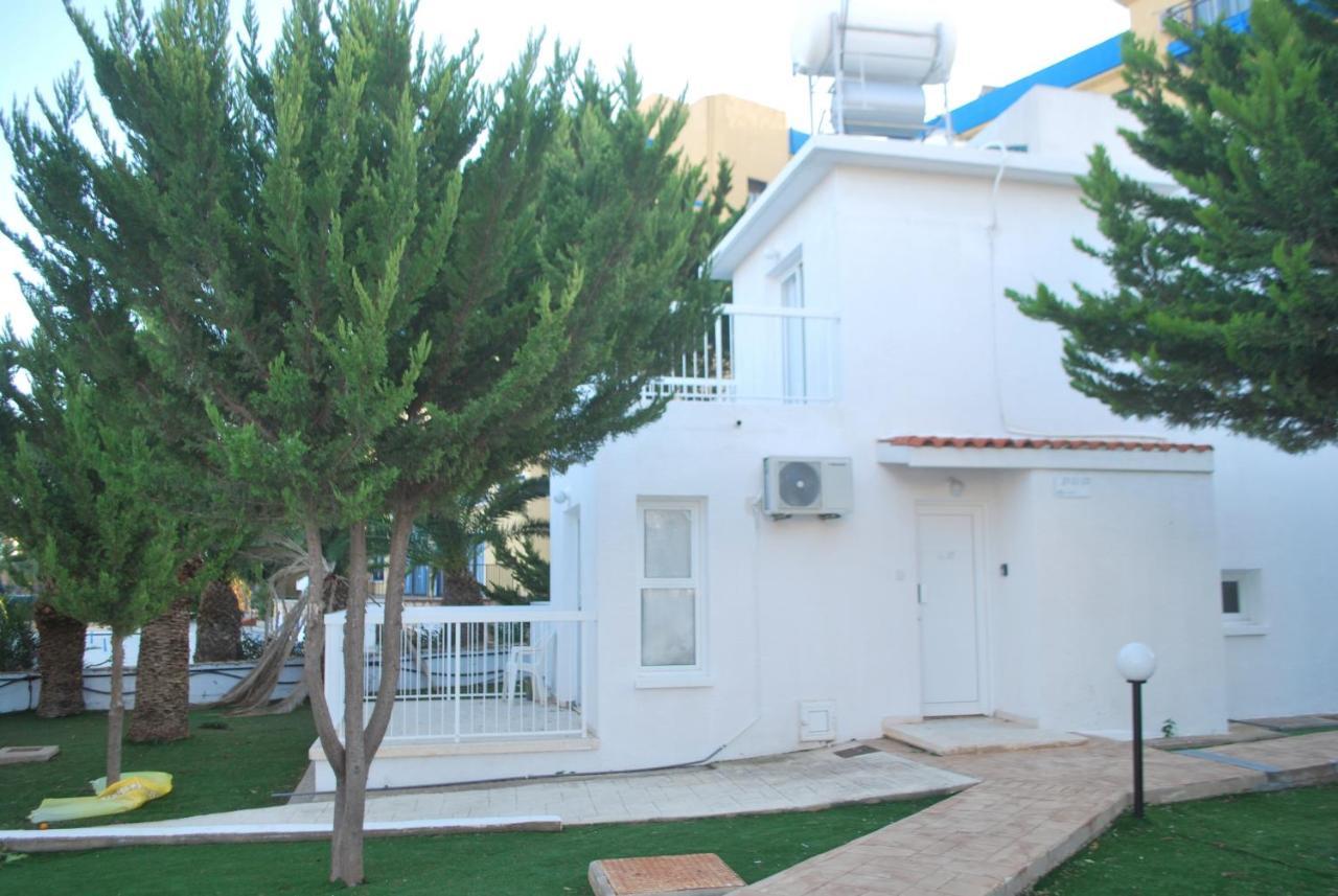 Flisvos Beach Apartments Protaras Quarto foto