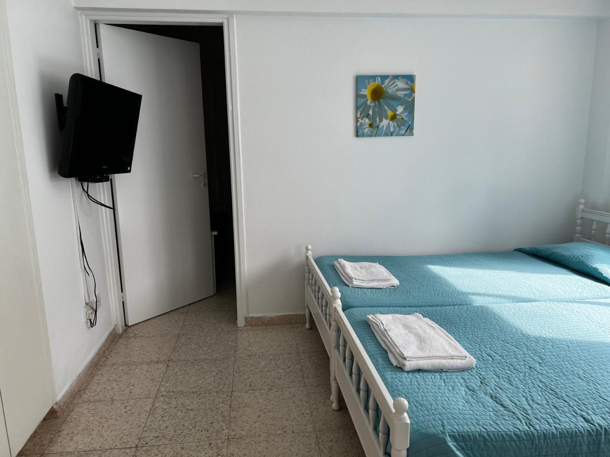Flisvos Beach Apartments Protaras Quarto foto